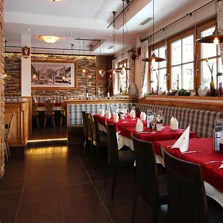 Avenida Mountain By Alpin קפרון