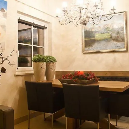 Avenida Mountain By Alpin דירה קפרון