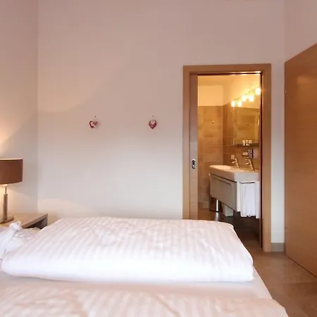 Avenida Mountain By Alpin *